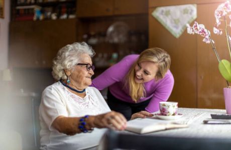 Live- in Home Care Assistance